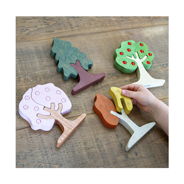 Árboles de las estaciones con gemas